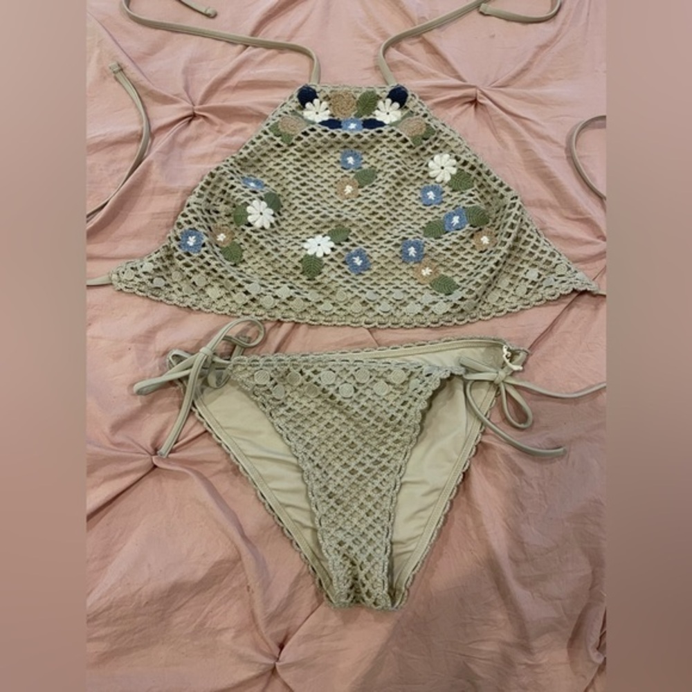 Aerie Crochet Bikini top small bottom medium